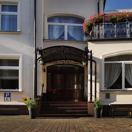 Hotel Ulubiony Кошчен Екстериор снимка